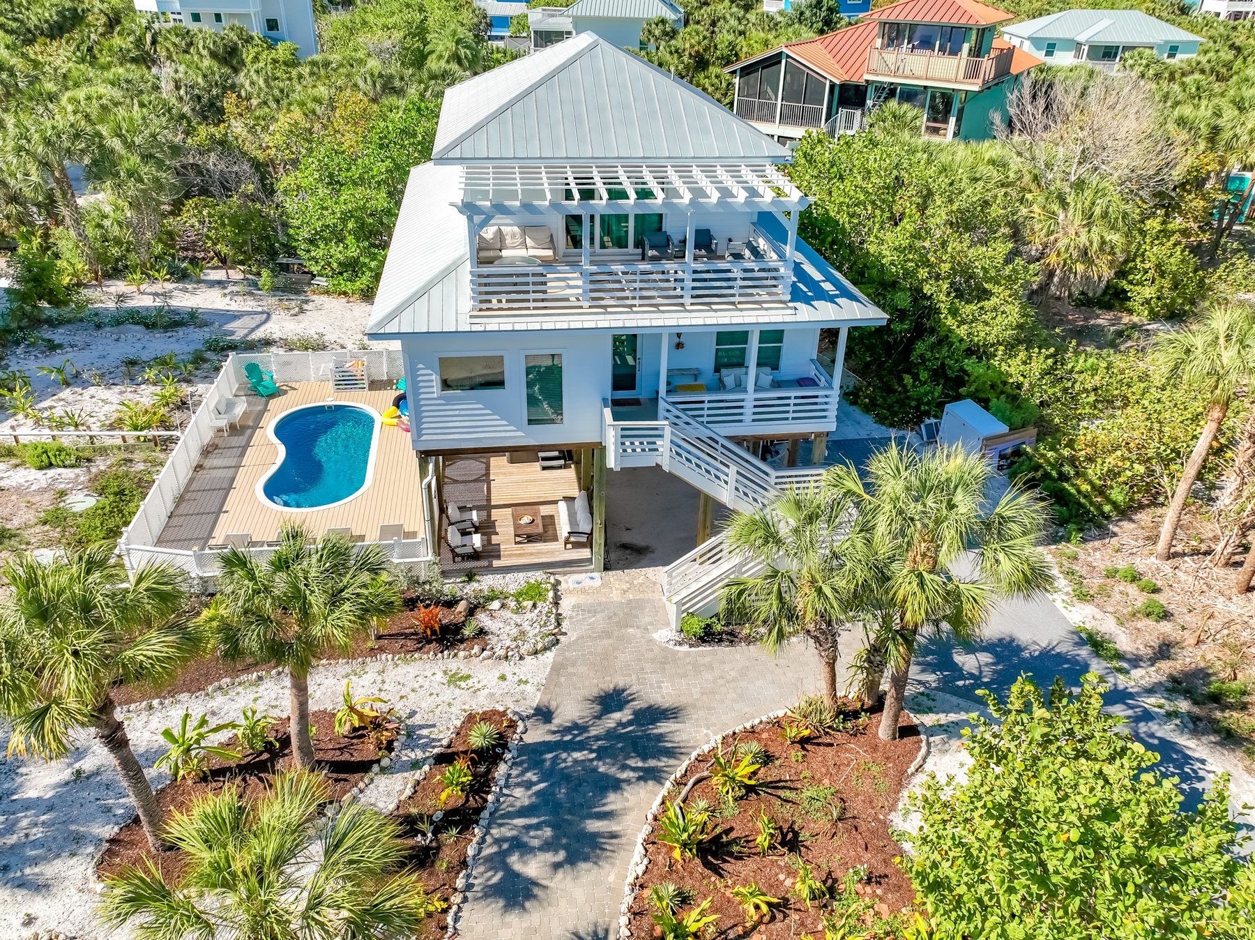 Coconut Cottage three-quarter view